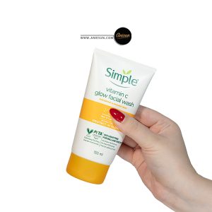 ژل شستشو روشن کننده ویتامین سی سیمپل